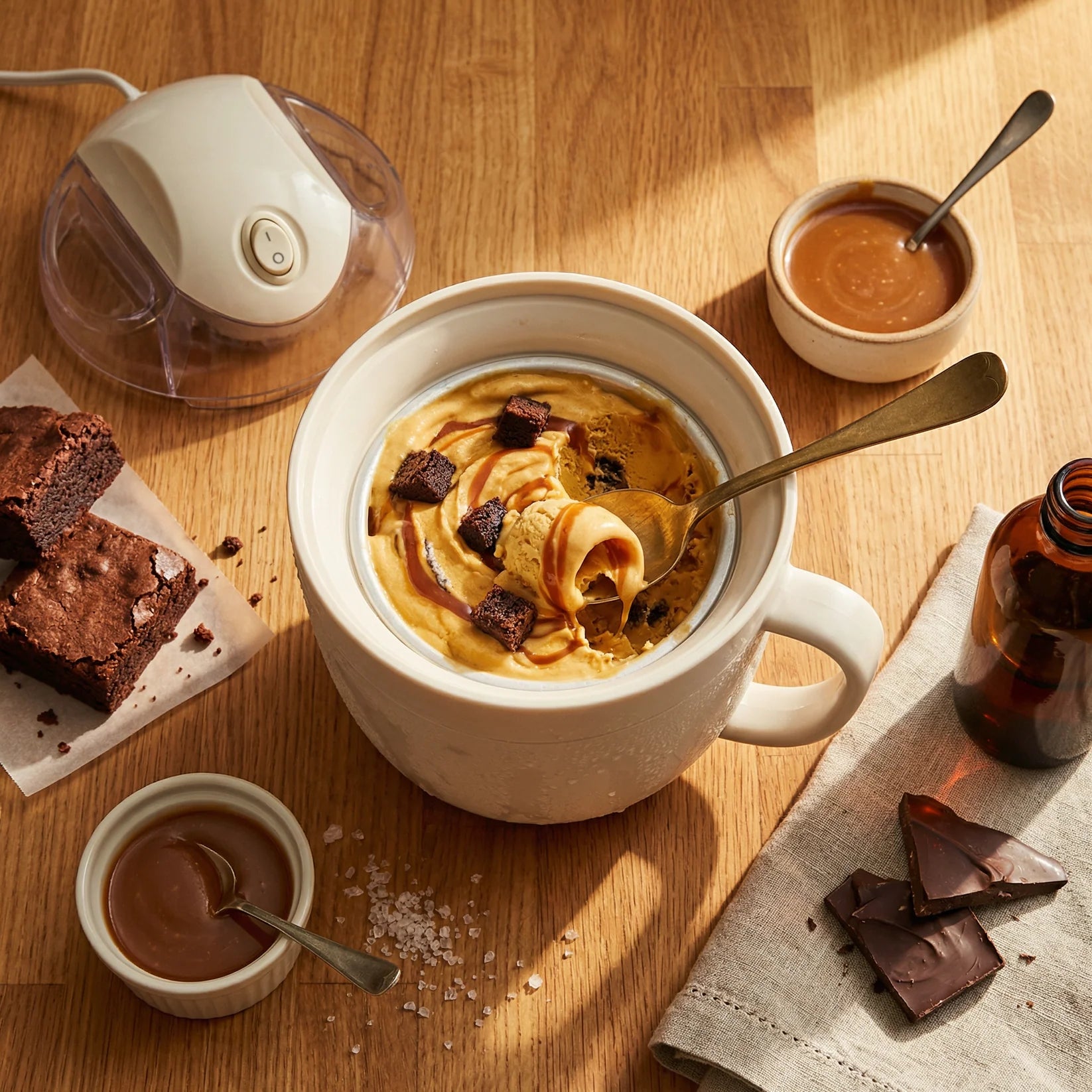 LH™ Ice Cream Maker